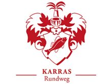 Schild mit Wappen der Karrasse und Schrift KARRAS-Rundweg