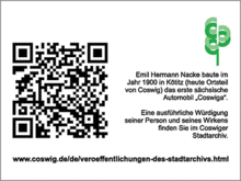 Plakette mit QR-Code zur Seite: www.coswig.de/de/veroeffentlichungen-des-stadtarchivs.html