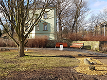 Steinegarten an der Karrasstraße