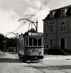 Straßenbahn im Zentrum von Coswig